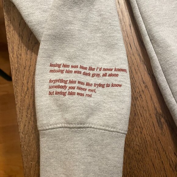 Taylor Swift Red Taylor's Version Hoodie XL - Picture 2 of 5